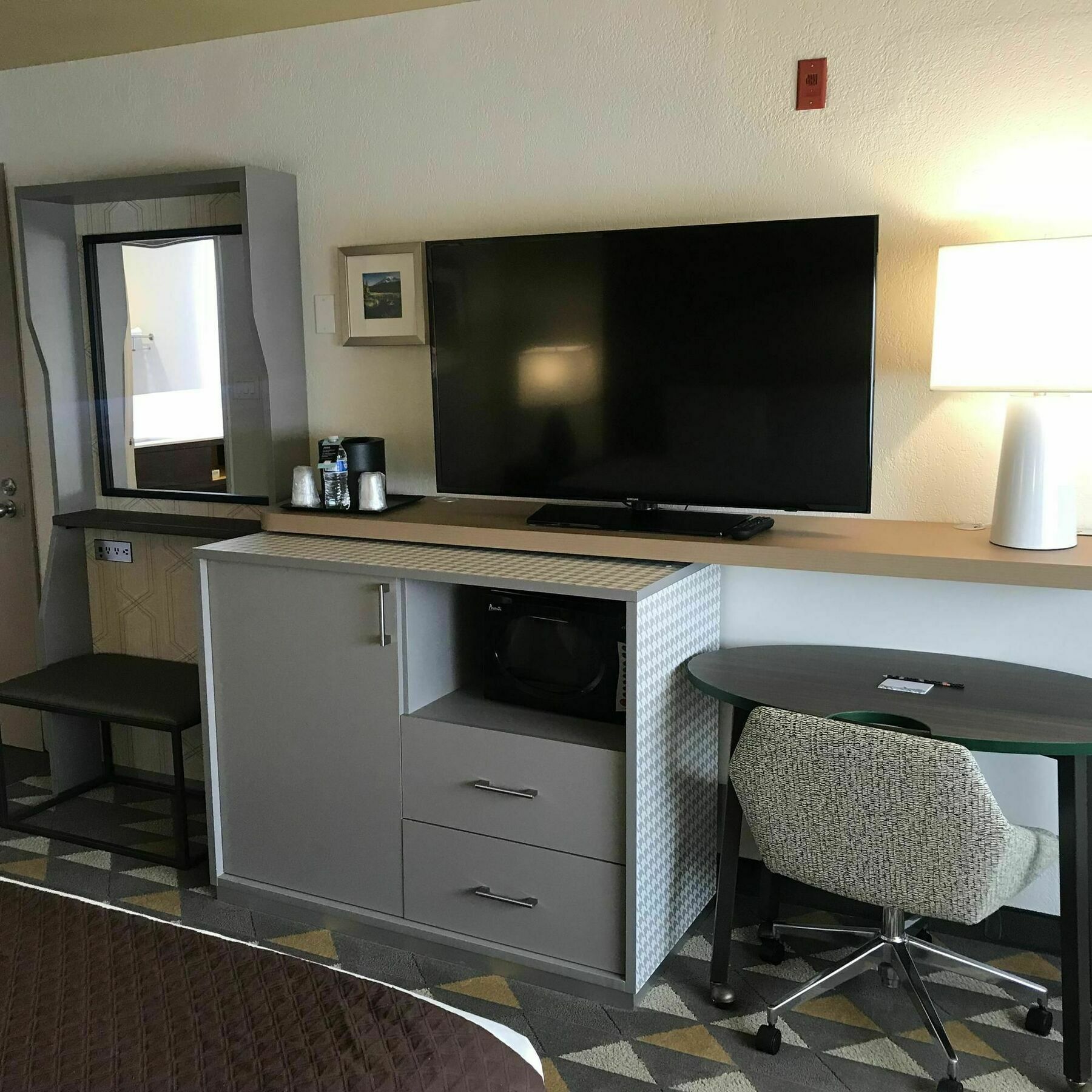 Holiday Inn Tacoma Mall By Ihg Экстерьер фото